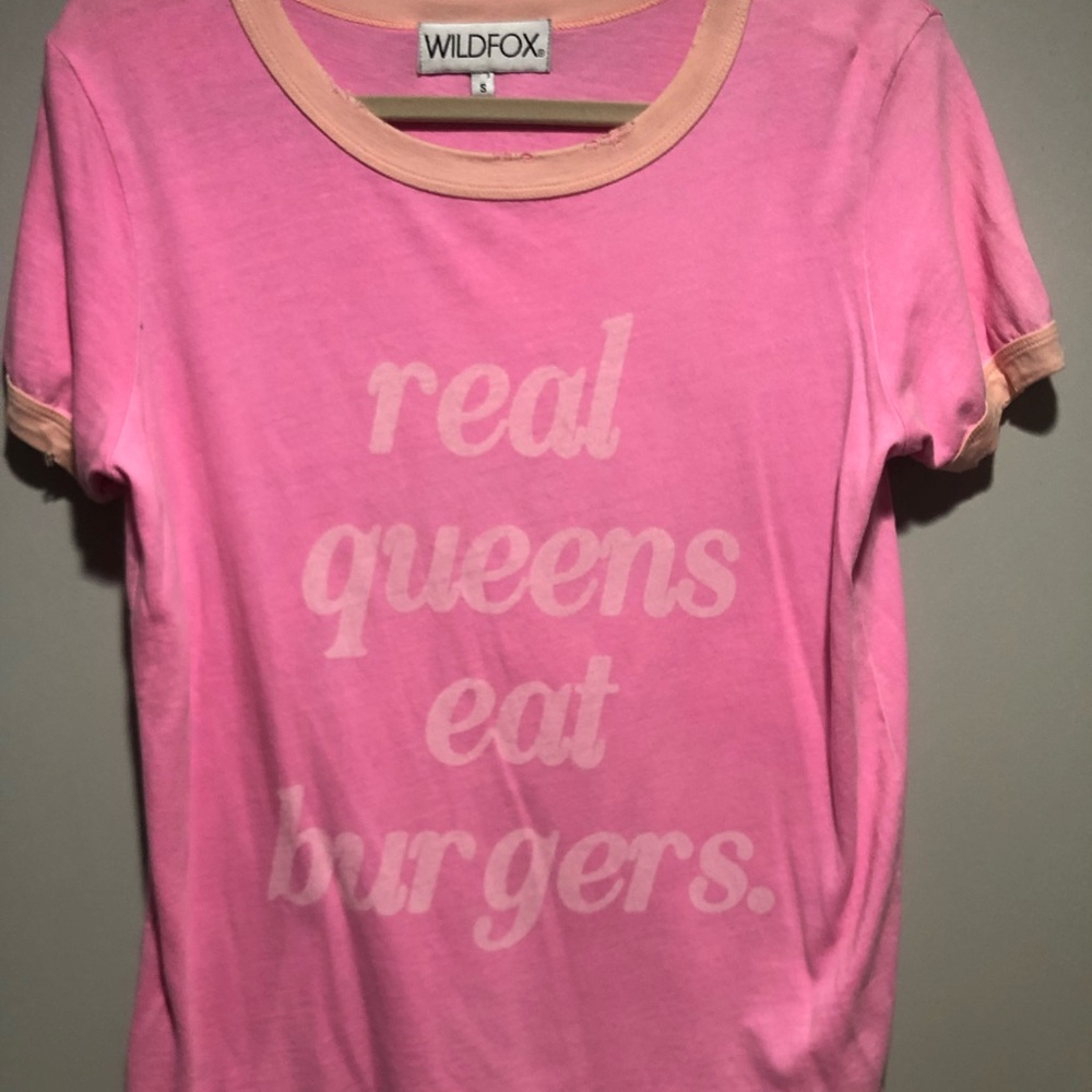WildFox graphic tee.